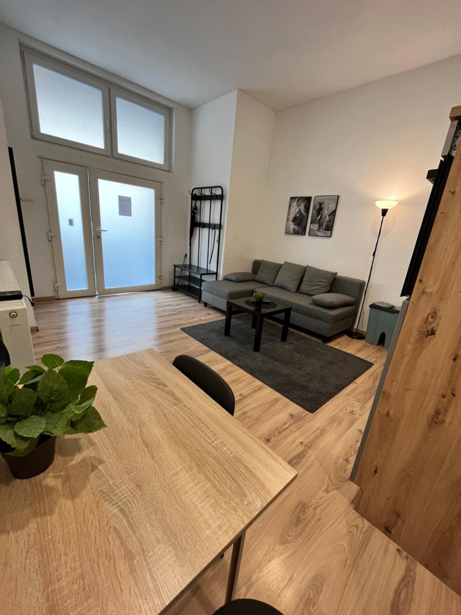 Apartment Central 10B 40Qm Wi-Fi Free Parking Calm Back House Dortmund Eksteriør billede